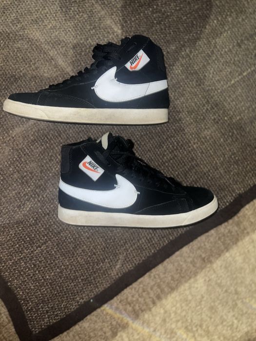 Продам Кроссовки Nike