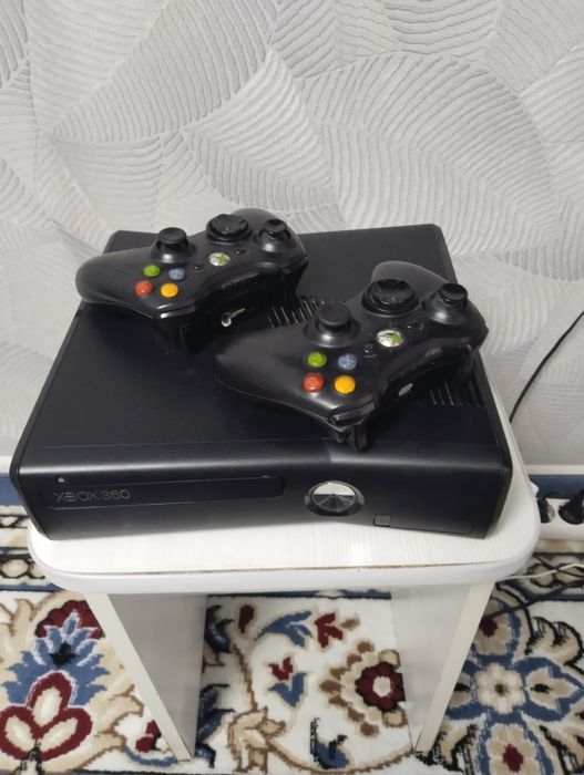 Продам приставку ХBOX-360