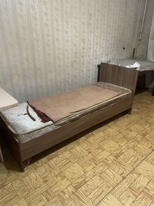 Мебель , чугунную ванну , прочие