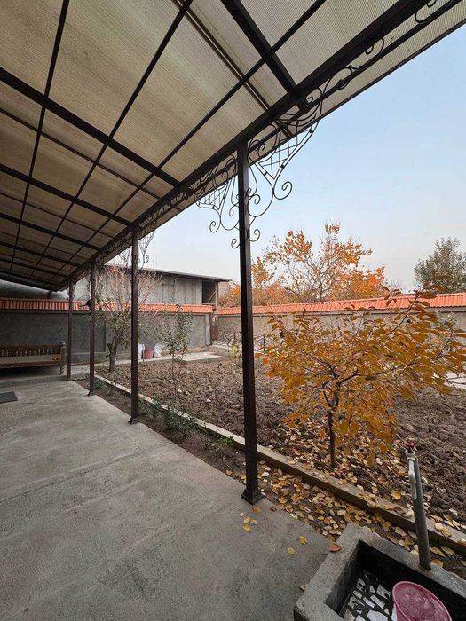 Qibray tumani, Uzumzor. 10 sotihda  katta oilaga 9 honali  uy sotaman.