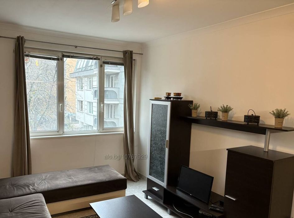 Дава се под наем Двустаен апартамент в София, Стрелбище - 63 кв.м за 597.21 € - Снимка #1