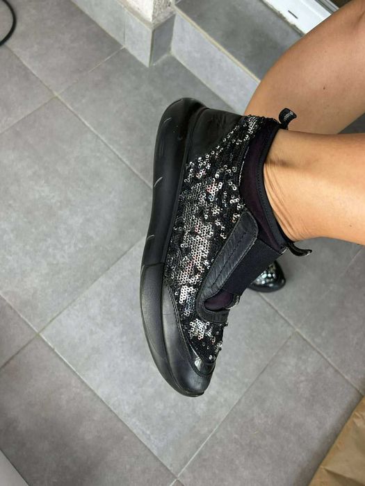 дамски спортни обувки