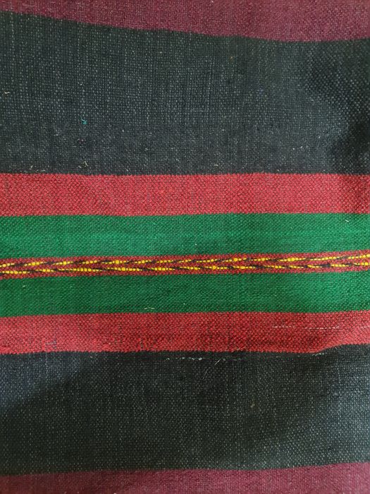 Старинни вълнени черги