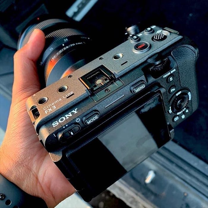 Профессиональный видеооператор и фотограф.  Принимаем заказы на любые