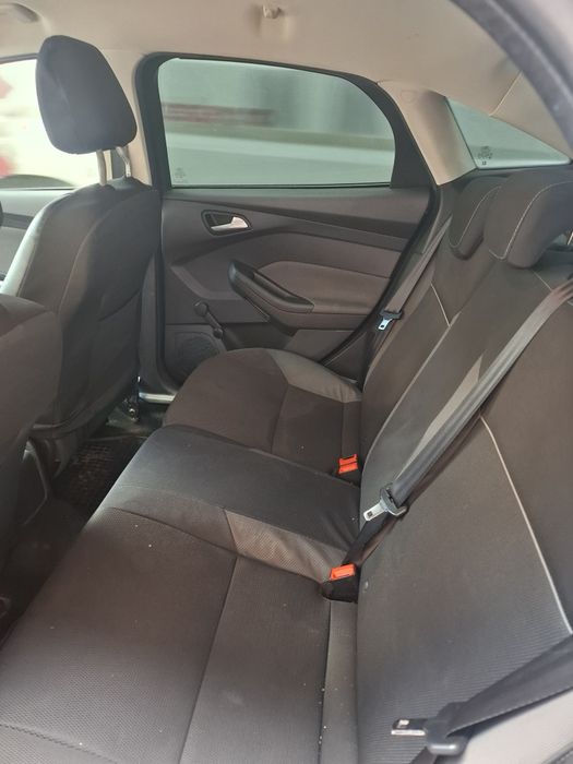 Ford Focus 1.6 benzina