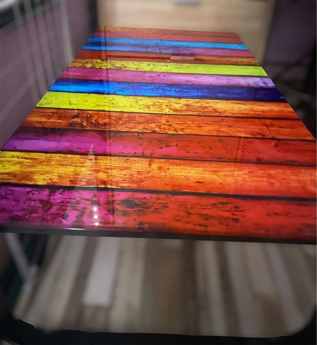 Masă cafea / măsuță living – design colorat, modern, 90×45×32 cm