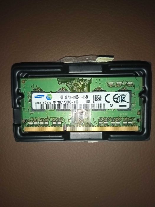 Samsung M471B5173DB0-YK0 4GB DDR3 SO-DIMM (pentru laptop) PC3L-12800S Frecvență: 1600 MHz Voltaj: 1.35V