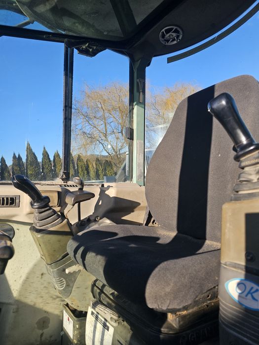 Vând Miniexcavator Yanmar vio 35 3.5 tone