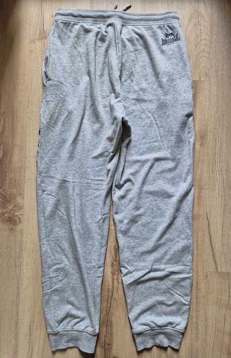 Мъжки долнища Lonsdale
