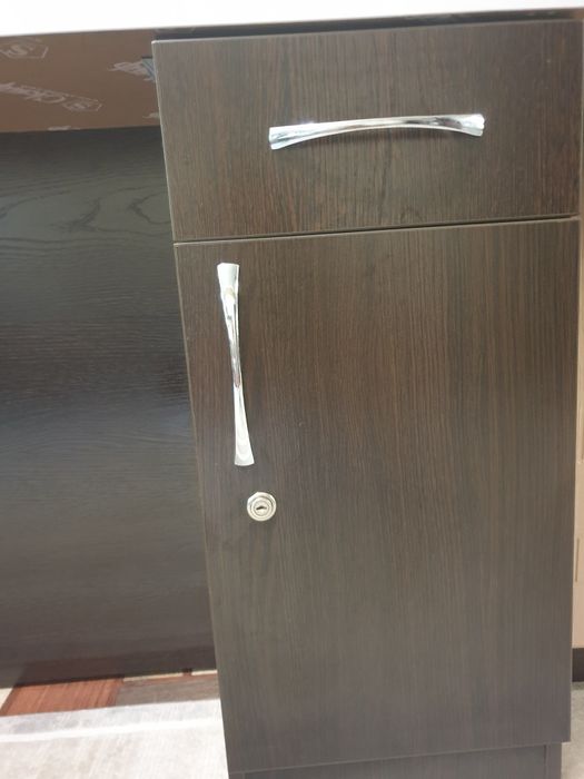 Стол для маникюра