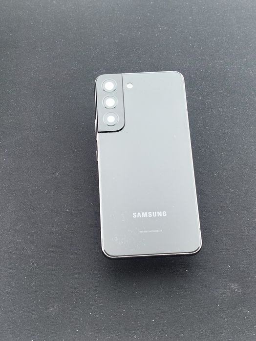 Samsung Galaxy S22  128 GB ID-qiq410