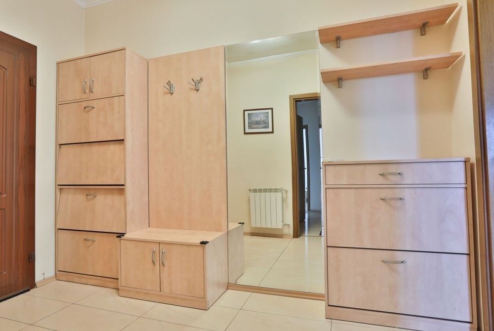 Дава се под наем Тристаен апартамент в София, Витоша - 125 кв.м за 1090 € - Снимка #11