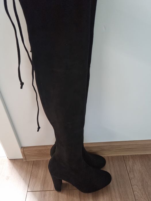 Дамски ботуши с ток