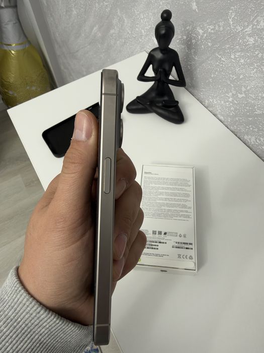Vand Iphone 15 PRO
