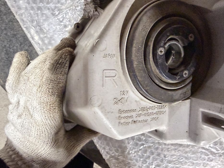 Правая фара камри 45