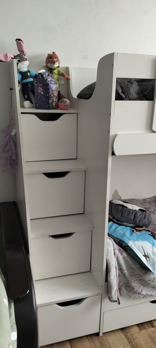 Двух ярусная кровать