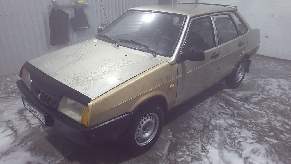 Продам машину 99