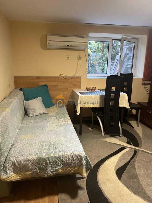 Дава се под наем Едностаен апартамент в Пловдив, Христо Смирненски - 26 кв.м за 200 € - Снимка #2