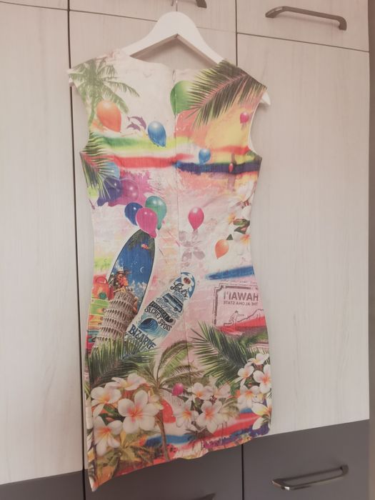 Многоцветна лятна рокля