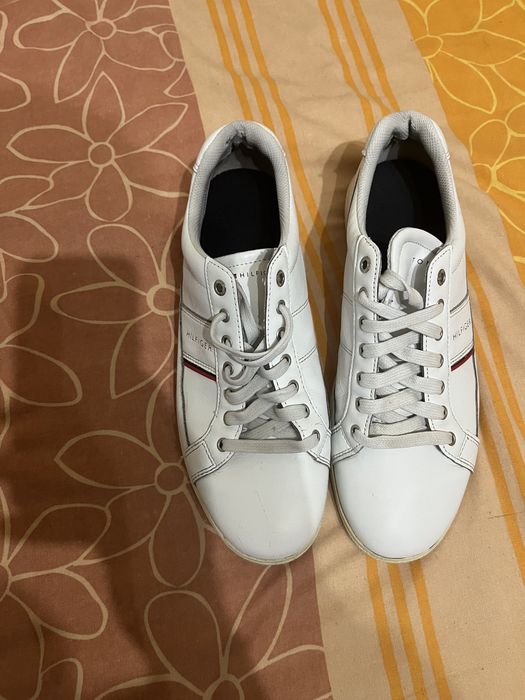 Обувки Tommy Hilfiger - номер 43