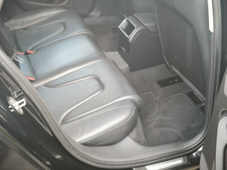 AUDI  A4 B8, AN MODEL 2011, 2.0 TDI 287569 KM