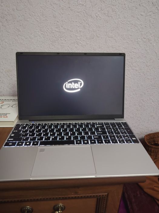 Noutbuk holati yangidek