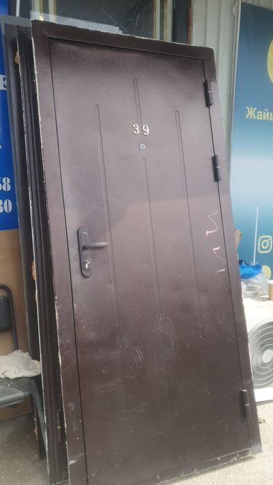 двери сырткы есик