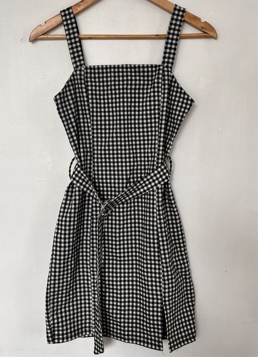 Рокля с колан от NewYorker