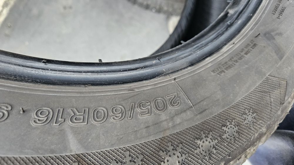 2бр гуми 205 60 16 ласа