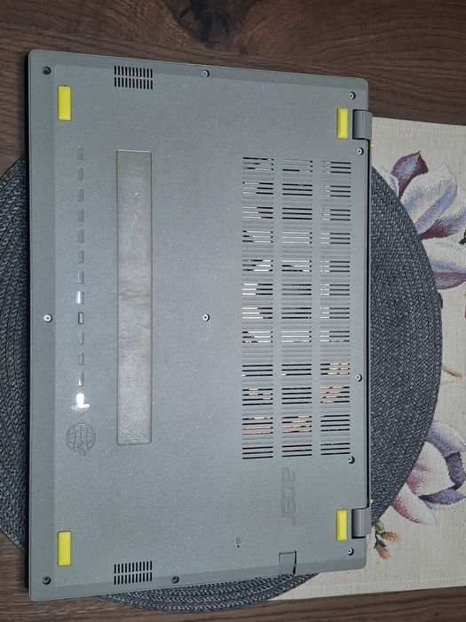 Продавам лаптоп "Acer"