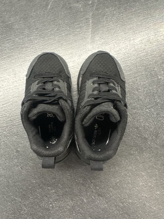 Маратонки Adidas