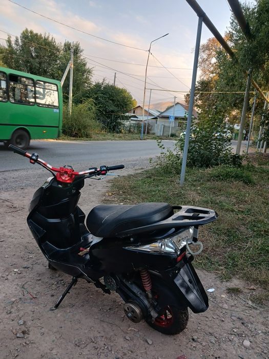 Продам мопед м8 про