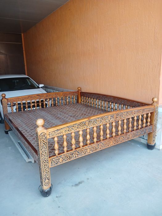 Янги тапчан б/у холати зор сотилади