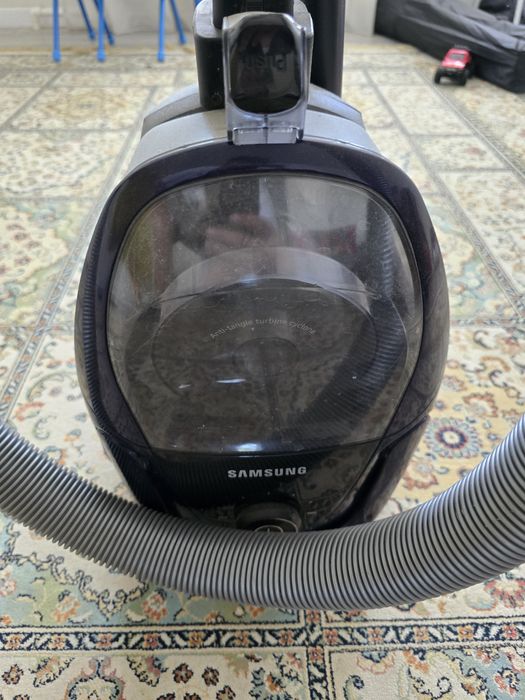 Продам пылесос Samsung.