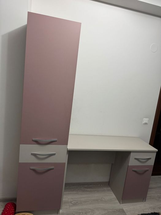 Se vinde mobilier birou(2 seturi)