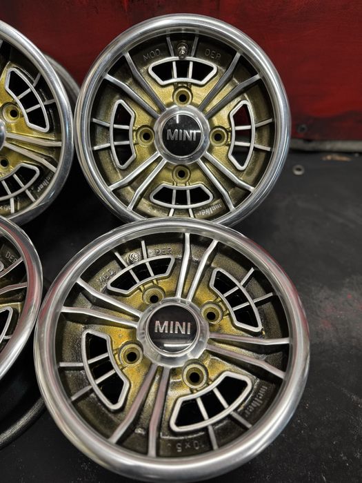 Ретро магнезиеви джанти за MINI, 10 цола, 4х100