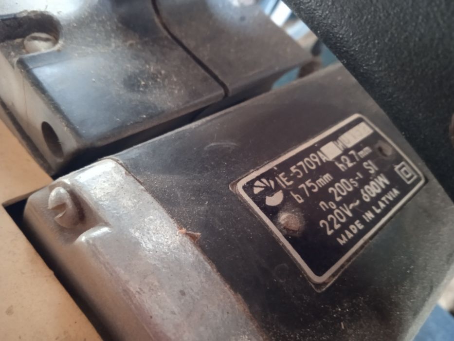 Электрорубанок..