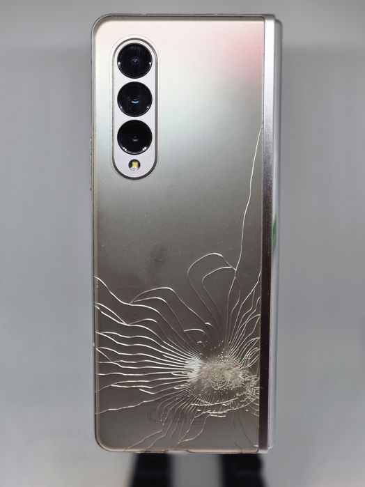 Samsung Galaxy Z Fold 3