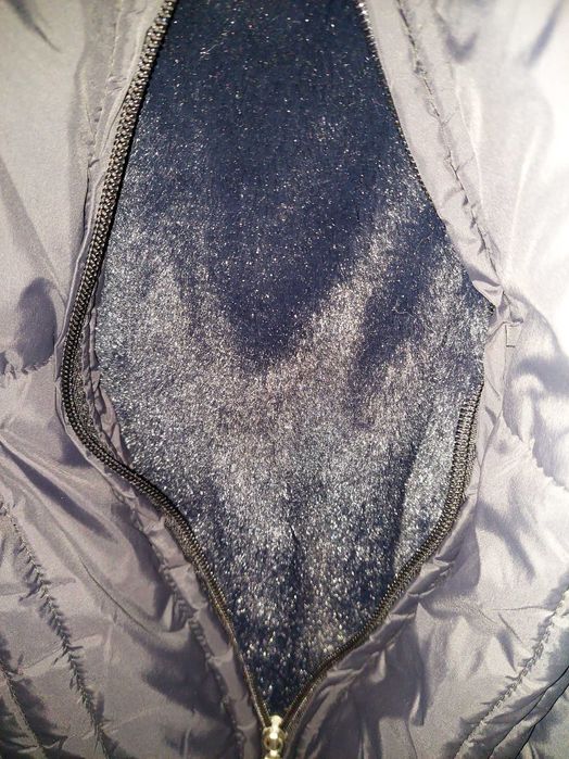 Geaca cambrata, gluga,imblanita,linii maro laterale TRANSPORT GRATUIT