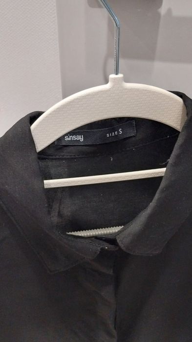 Черная рубашка блузка S  размера sinsay