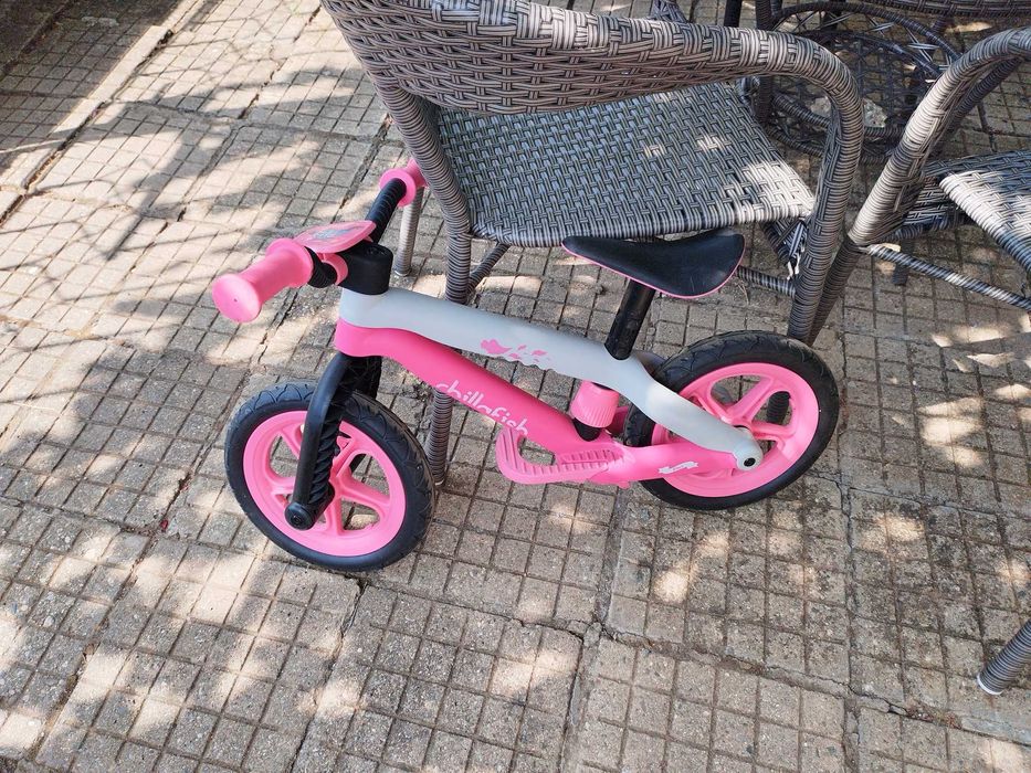 Колело баланс, като ново за момиче