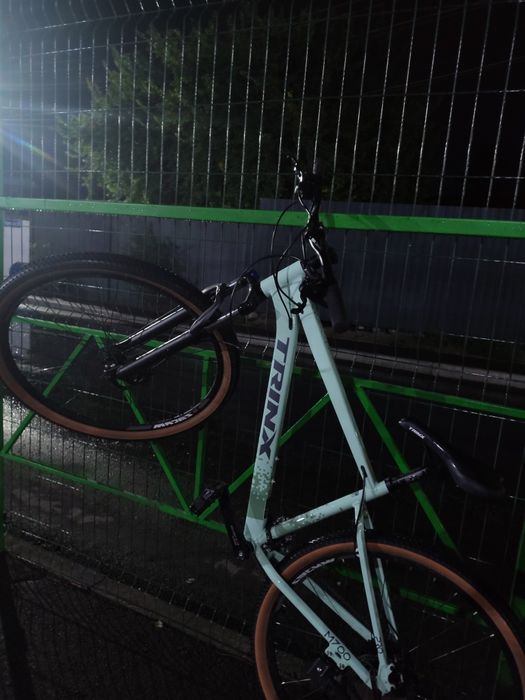 TRINX M700 велосипед в отличном состоянии