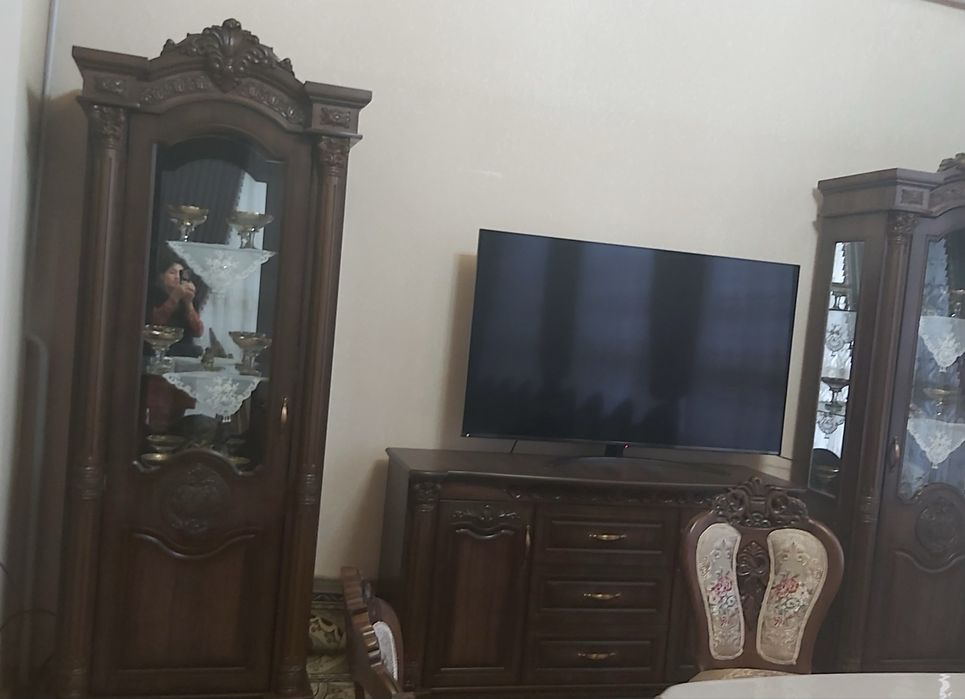 Пинал для гостиной Шкаф