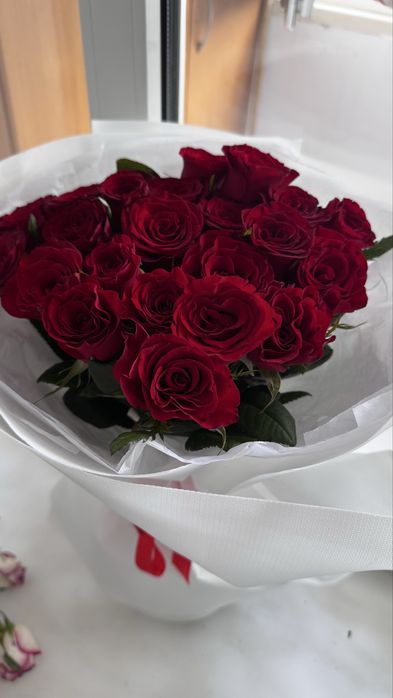 25 роз самые свежие