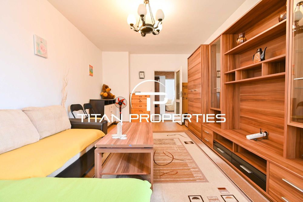 Дава се под наем Тристаен апартамент в София, Света Троица - 110 кв.м за 663 € - Снимка #2