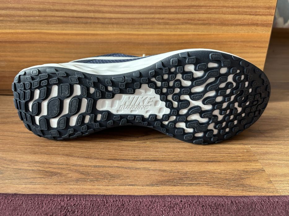 Продам кроссовки Nike 46 р.