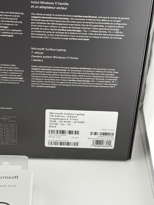 Microsoft surface Laptop 13.8 inch. 512gb Ram, 2025, SIGILAT