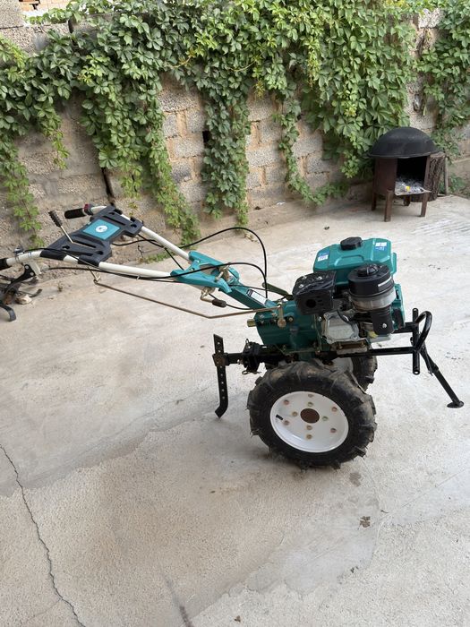 Motoblok mini traktor