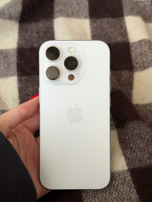 iPhone 16 Pro 128GB - 88% Battery