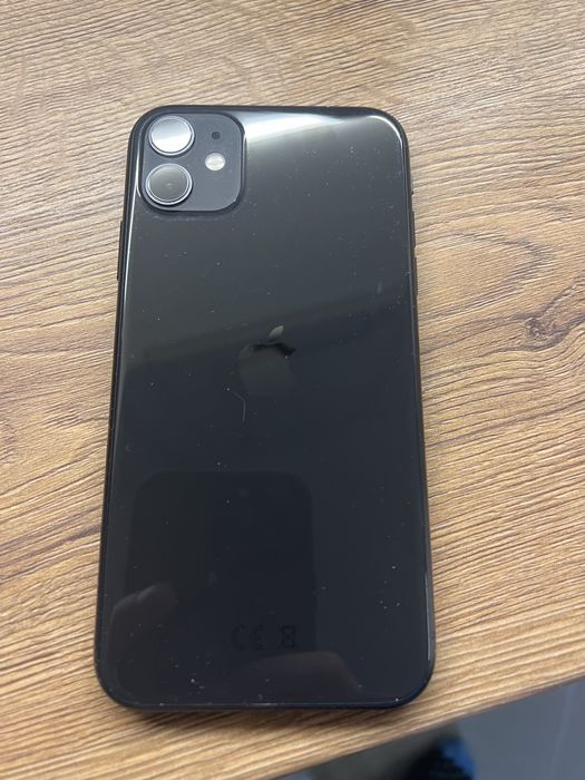 Телефон  IPhone 11